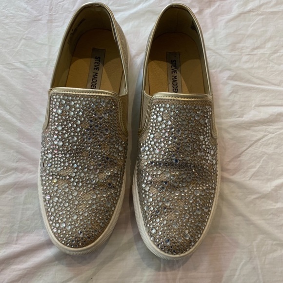Steve Madden Crystal Slip ons SZ 9 style Ester in Beige - Picture 2 of 16